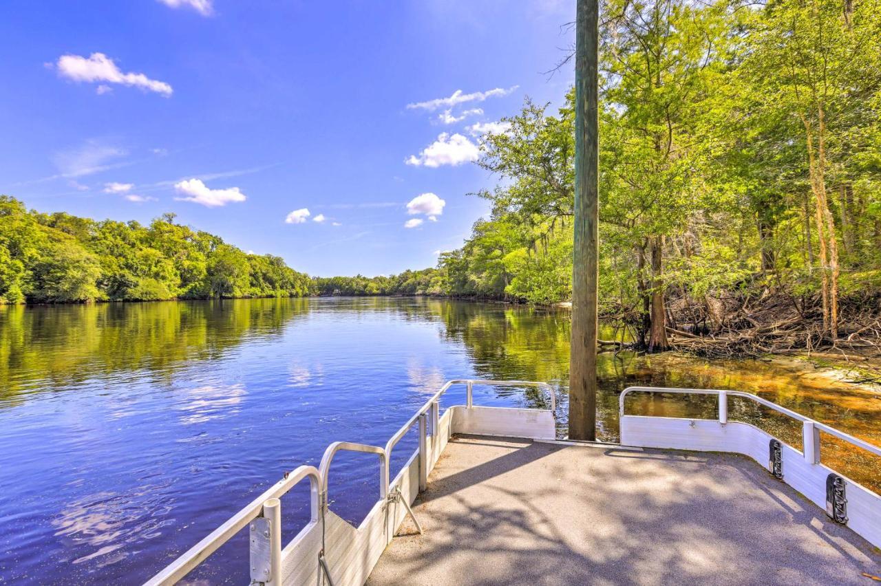 Charming Abode With Dock On The Suwannee River Bell Exterior foto